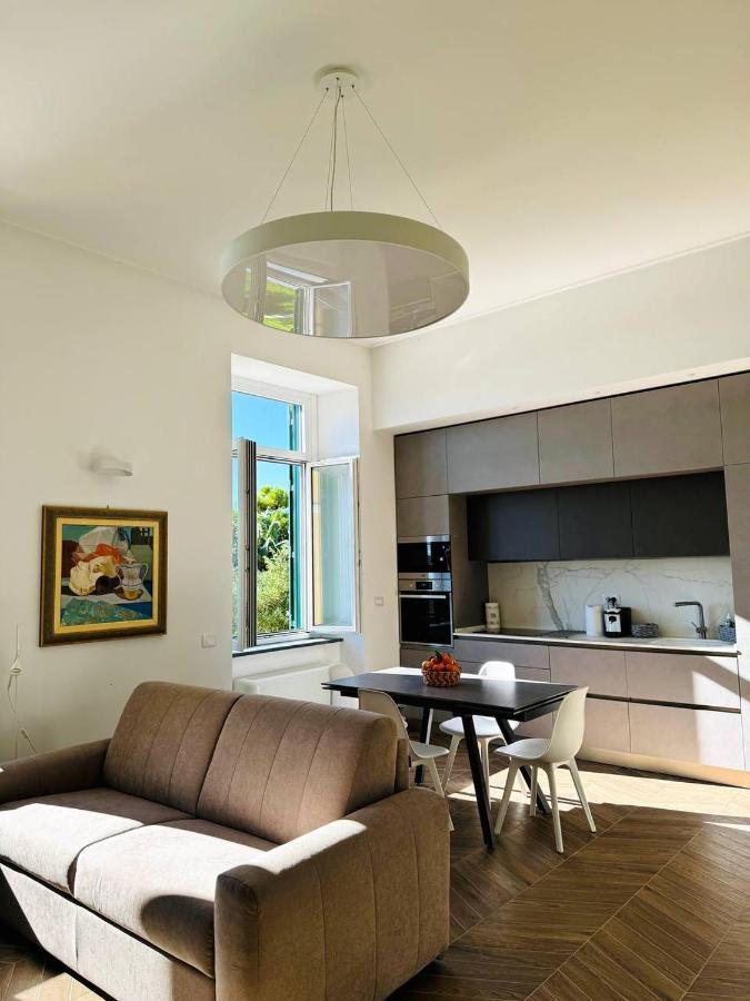 Alocasia Luxury Stay Салерно Екстериор снимка