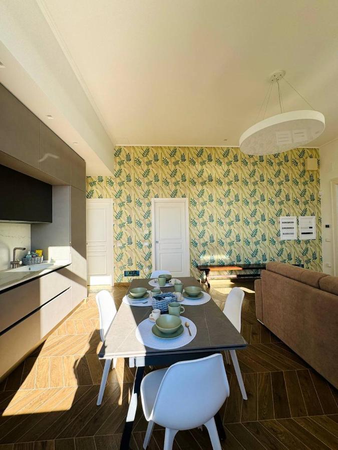 Alocasia Luxury Stay Салерно Екстериор снимка