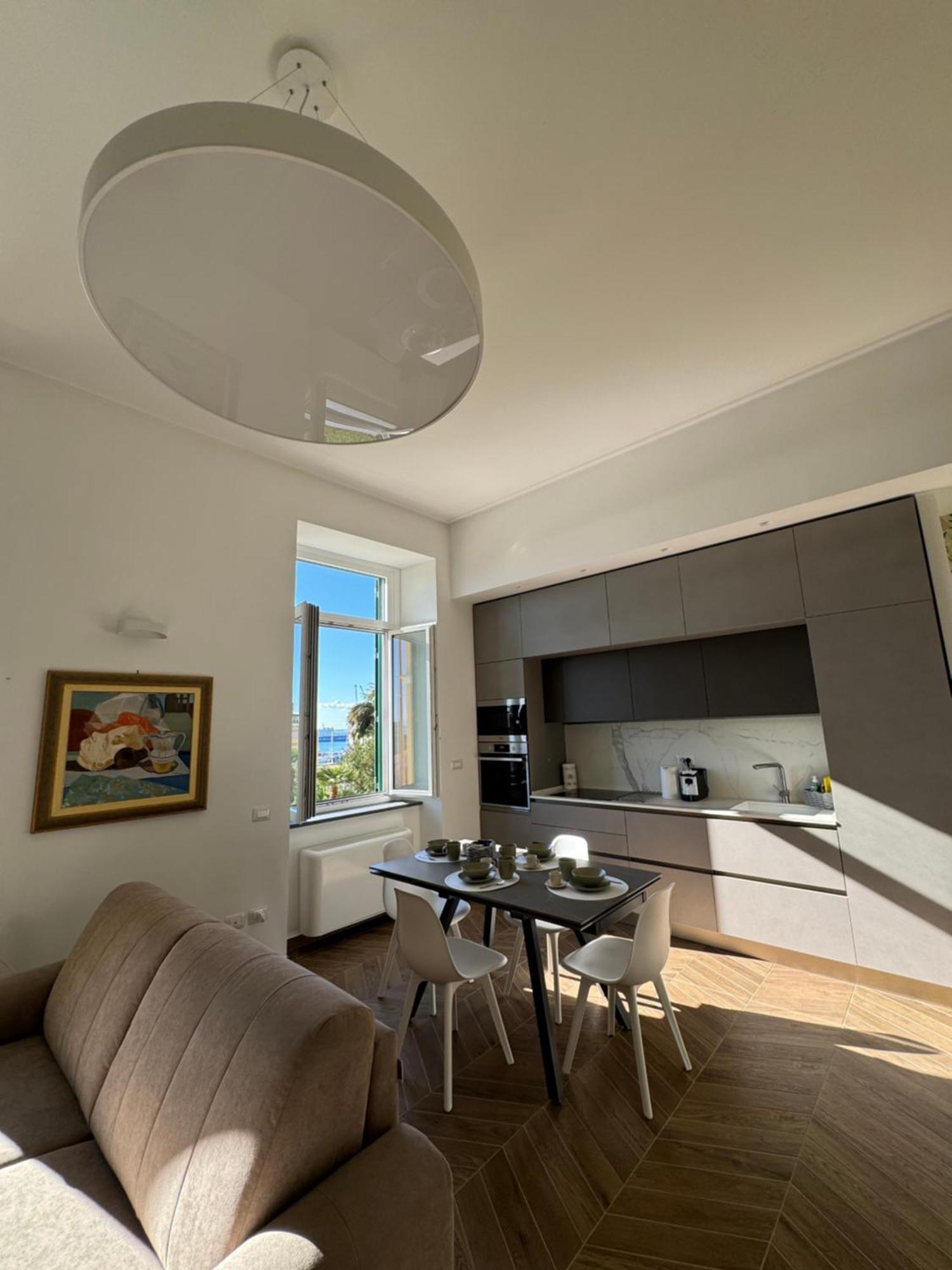 Alocasia Luxury Stay Салерно Екстериор снимка